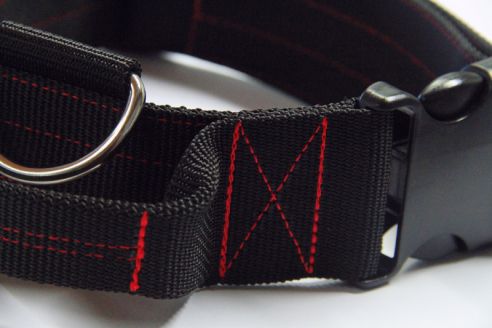 Extra Breites Halsband für große Hunde | Doppelt gesteppt | mit Handgriff | M-L