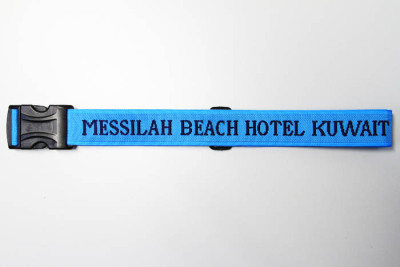 Koffergurt | Hellblau | 200 x 5 cm | eingewebtem schwarzem Schriftzug