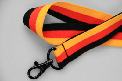 Umhängeband | DEUTSCHLAND | 25 mm breit | 50 cm lang | Schwarz Rot Gold | Fanartikel