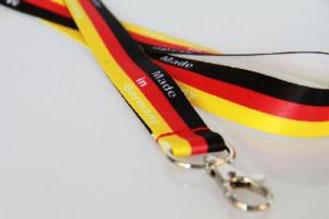 Umhängeband | DEUTSCHLAND-Farben | 1-teilig | Lanyard mit Drehkarabiner | 20 mm breit | 50 cm lang
