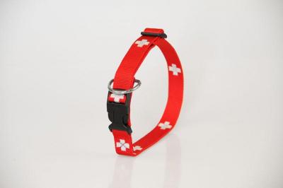 Hundehalsband SWISS | S | Schweizer Kreuz | Zugentlastung | 20 mm Breite | 24 cm bis 35 cm Umfang Hundehalsband SWISS | S | Schweizer Kreuz | Zugentlastung | 20 mm Breite | 24 cm bis 35 cm Umfang
