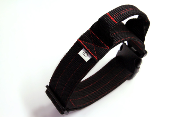 Extra Breites Halsband für große Hunde | Doppelt gesteppt | mit Handgriff | M-L